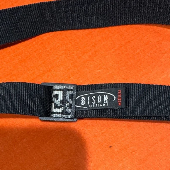 Stylish Black and Gray Patterned Belt - Picture 2 of 3